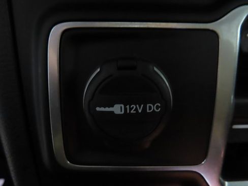 Used 2018 Jeep Wrangler Unlimited Rubicon image 24