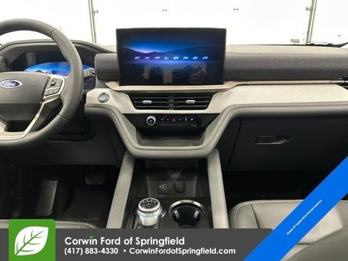 New 2026 Ford Explorer Active image 27