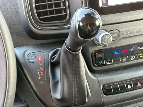 Used 2025 RAM ProMaster 2500 image 18