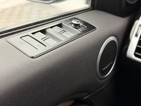 Used 2020 Land Rover Discovery HSE AWD/4WD image 23