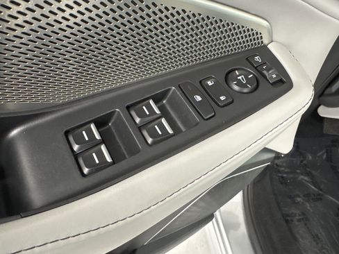 Used 2023 Acura MDX SH-AWD w/ Technology Package image 13