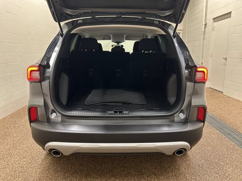 Used 2025 Ford Escape Active AWD/4WD image 11