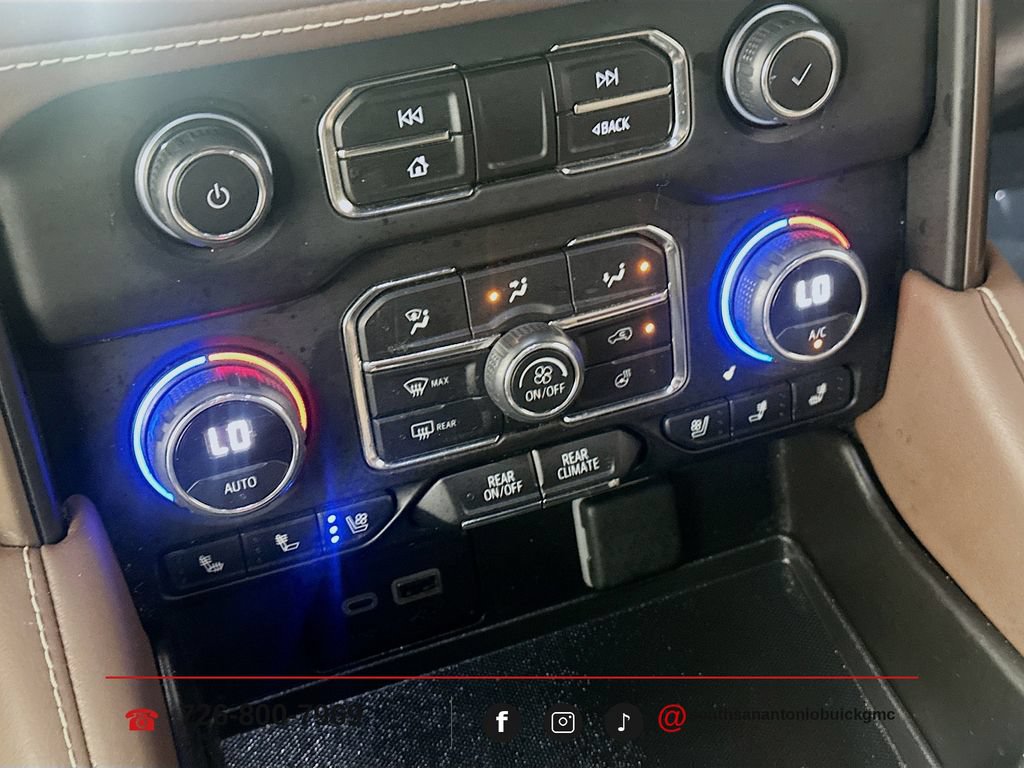 Used 2024 Chevrolet Tahoe High Country w/ Advanced Technology Package RWD image 17