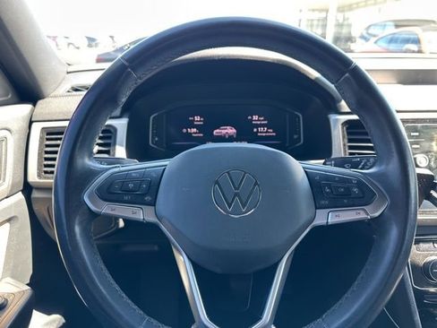 Used 2020 Volkswagen Atlas Cross Sport SEL image 22