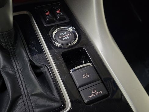 Used 2024 Mitsubishi Eclipse Cross SE image 38