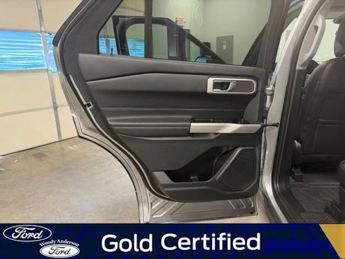 Certified 2024 Ford Explorer XLT w/ Equipment Group 202A AWD/4WD image 24