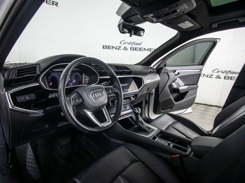 Used 2023 Audi Q3 2.0T Premium w/ Black Optic Package image 23