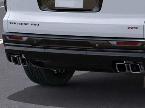New 2026 Chevrolet Traverse RS w/ LPO, Floor Liner Package AWD/4WD image 14