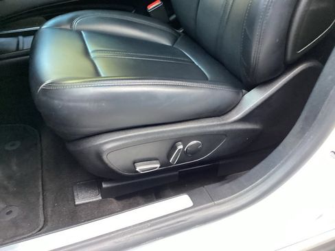 Used 2019 Lincoln MKZ Premiere image 26