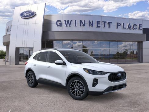 New 2025 Ford Escape SE w/ PHEV Premium Package FWD image 30