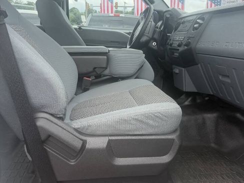 Used 2014 Ford F250 XL w/ Snow Plow Prep Package AWD/4WD image 12
