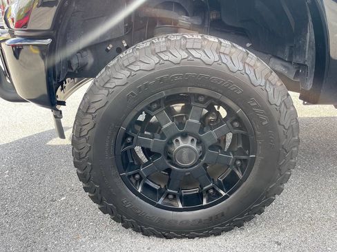 Used 2016 Ford F150 Lariat w/ Equipment Group 502A Luxury AWD/4WD image 20