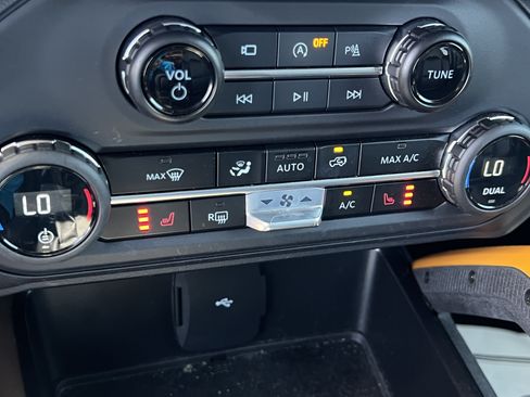 Used 2023 Ford Bronco Badlands AWD/4WD image 27