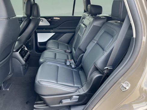 New 2025 Lincoln Aviator Reserve w/ Equipment Group 201A AWD/4WD image 25