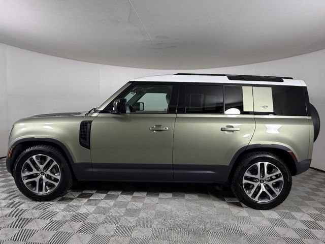 Used 2020 Land Rover Defender 110 HSE AWD/4WD image 3