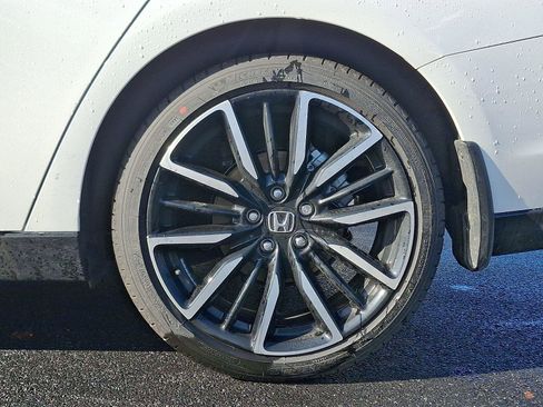 New 2025 Honda Accord Touring image 5