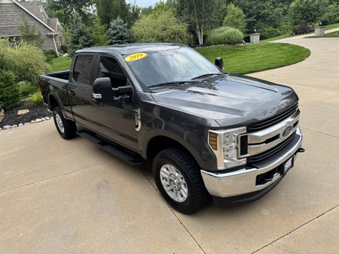 Used 2019 Ford F250 XL w/ STX Appearance Package AWD/4WD image 27