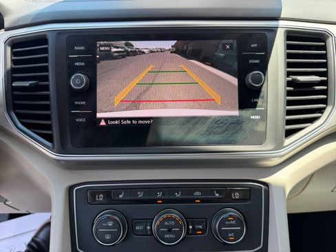 Used 2018 Volkswagen Atlas SE FWD image 29