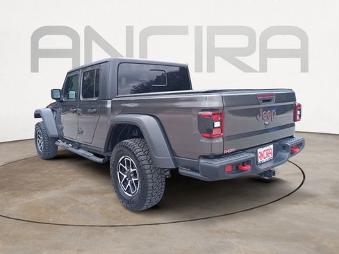 Used 2024 Jeep Gladiator Rubicon w/ Convenience Group image 8