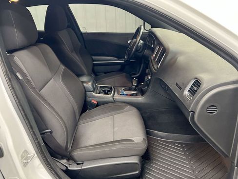Used 2022 Dodge Charger SXT image 21