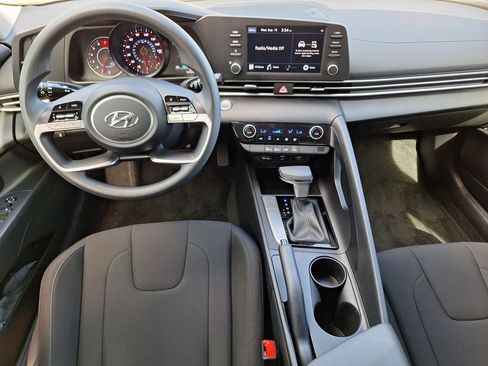 Certified 2023 Hyundai Elantra SEL image 13