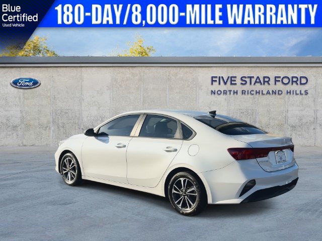 Used 2024 Kia Forte LXS w/ LXS Technology Package FWD image 8