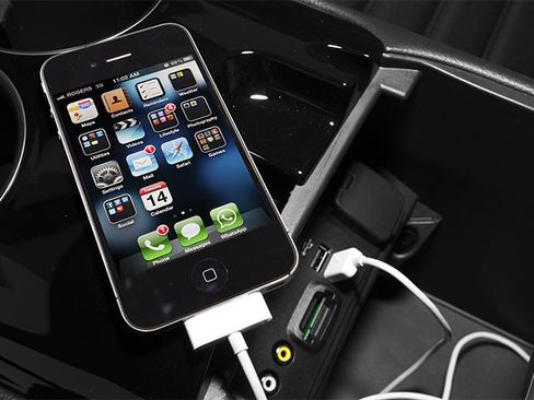 Used 2014 Ford Fusion SE w/ Equipment Group 202A image 14