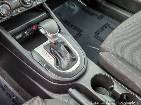 Used 2024 Kia Forte LXS w/ LXS Technology Package image 23