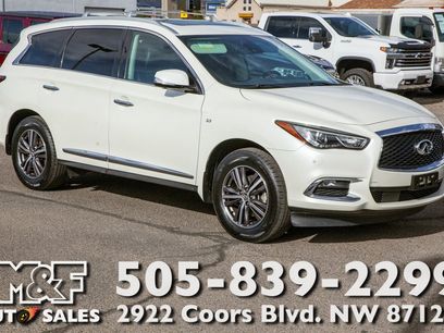 Used 2019 INFINITI QX60 Luxe w/ Essential Package