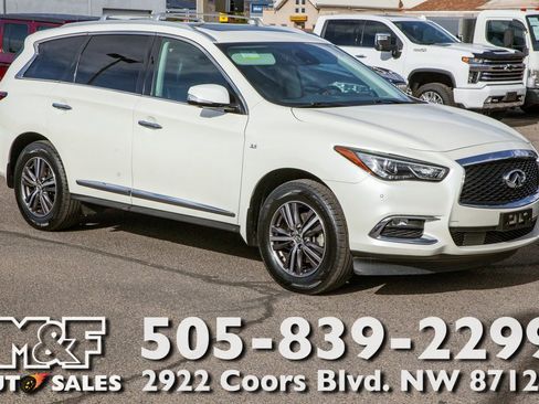 Used 2019 INFINITI QX60 Luxe w/ Essential Package image 1