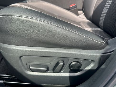 Used 2026 MAZDA CX-50 AWD 2.5 S w/ Preferred Pkg image 7