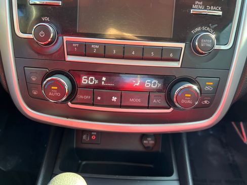 Used 2017 Nissan Altima 2.5 SV image 24