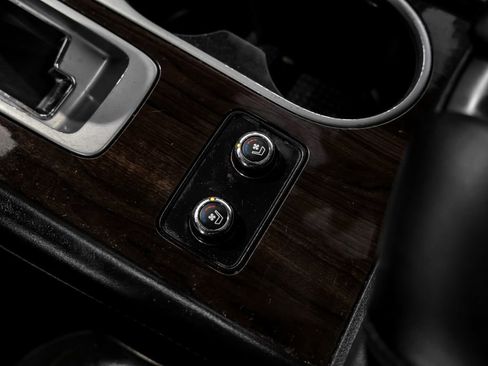 Used 2020 Nissan Murano Platinum w/ Cargo Package image 25