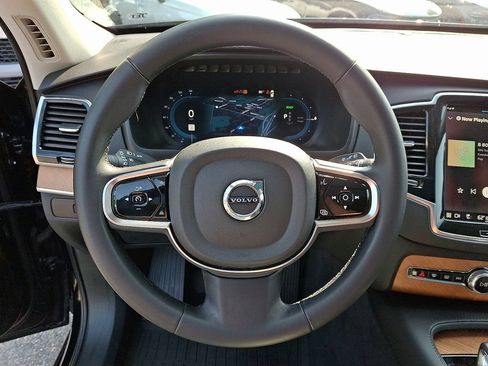 Used 2024 Volvo XC90 T8 Plus w/ Protection Package Premier AWD/4WD image 22
