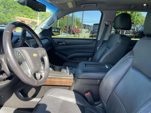 Used 2018 Chevrolet Tahoe LS w/ All-Season Package image 16
