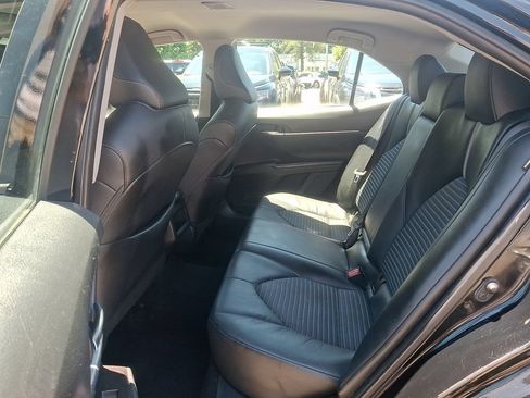Used 2024 Toyota Camry SE FWD image 12
