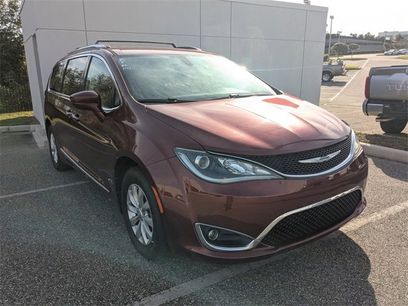 Used 2018 Chrysler Pacifica Touring-L