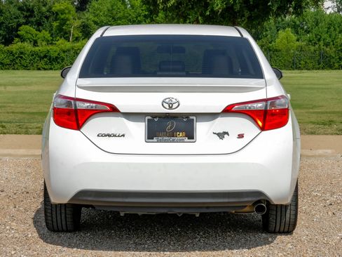 Used 2015 Toyota Corolla S FWD image 10
