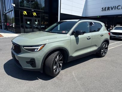 Used 2023 Volvo XC40 B5 Plus w/ Driver Assist Package