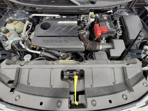 Used 2025 Nissan Rogue SV image 8