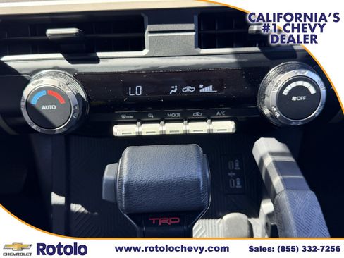 Used 2025 Toyota Tacoma TRD Off-Road AWD/4WD image 22