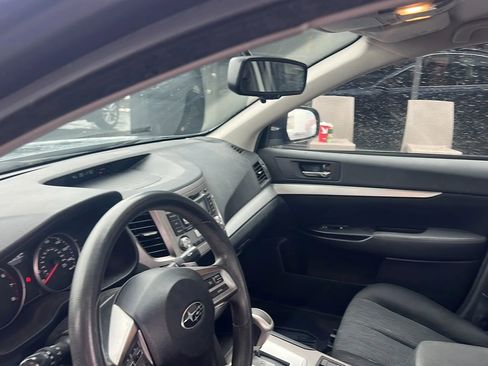 Used 2014 Subaru Legacy 2.5i image 35
