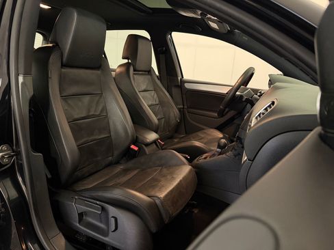 Used 2012 Volkswagen GTI Autobahn FWD image 32