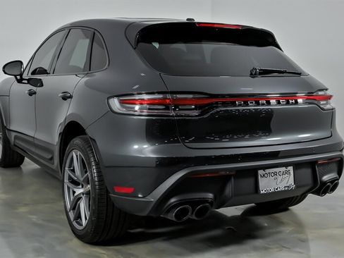 Used 2026 Porsche Macan AWD/4WD image 9