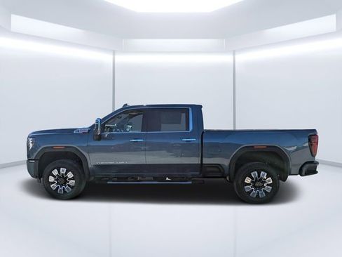 New 2026 GMC Sierra 3500 Denali w/ Denali Reserve Package AWD/4WD image 6