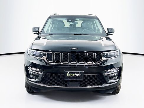 Used 2023 Jeep Grand Cherokee 4WD 4xe image 2