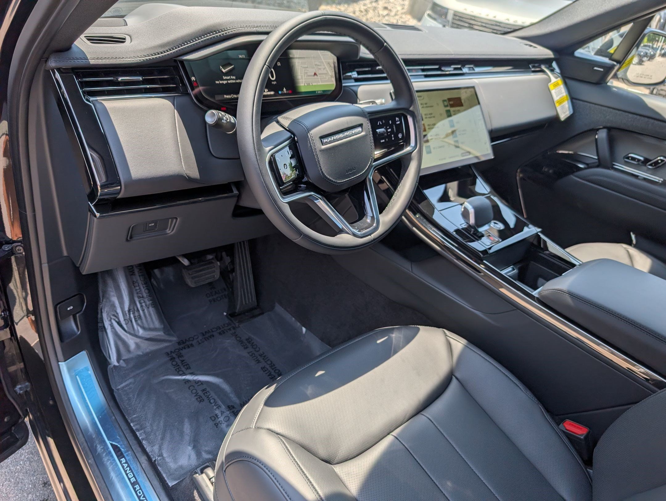 New 2026 Land Rover Range Rover Sport SE AWD/4WD image 14