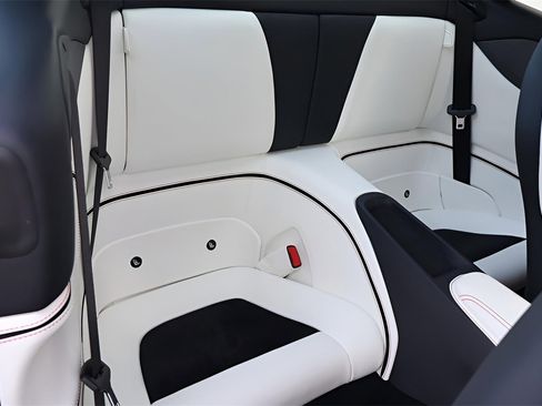 Used 2023 Ferrari Portofino M image 16