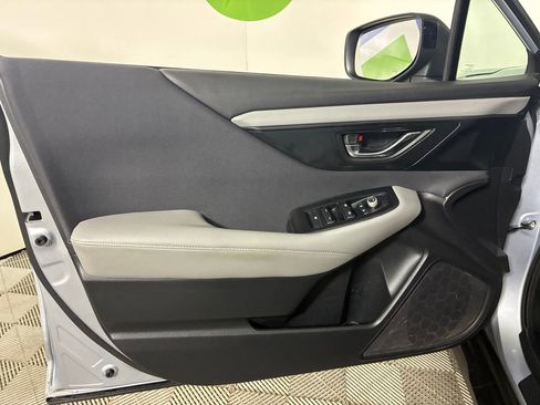 Used 2022 Subaru Outback Premium image 21