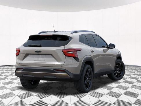 New 2026 Chevrolet Trax ACTIV w/ Sunroof Package FWD image 9